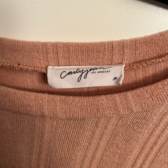 Carly Jean Los Angeles Avalon Pullover - Picture 2 of 2